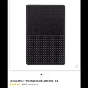 Sonia Kashuk makeup brush cleansing pad